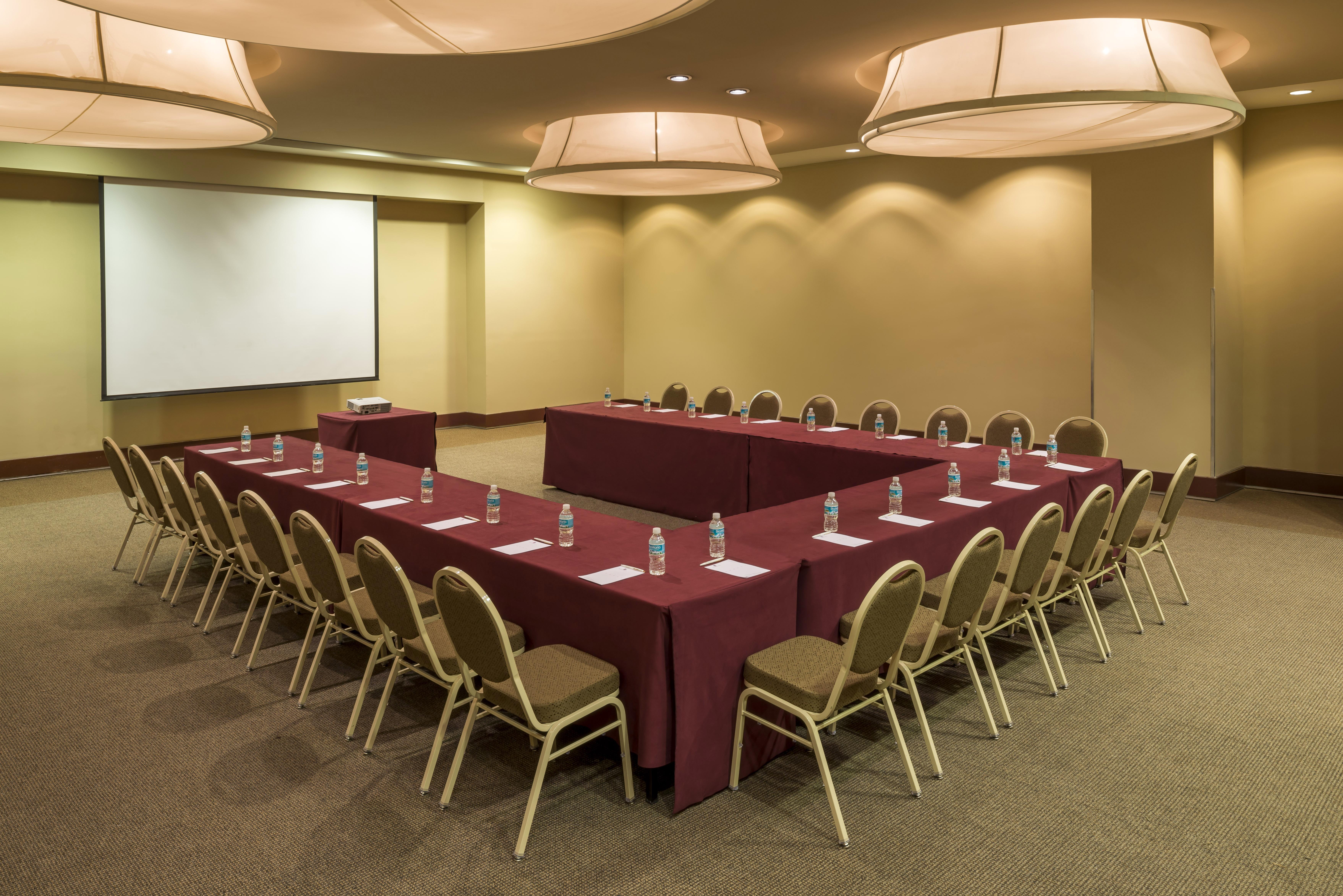 카미노 레알 산타페 호텔 멕시코 시 외부 사진 A meeting room at a hotel