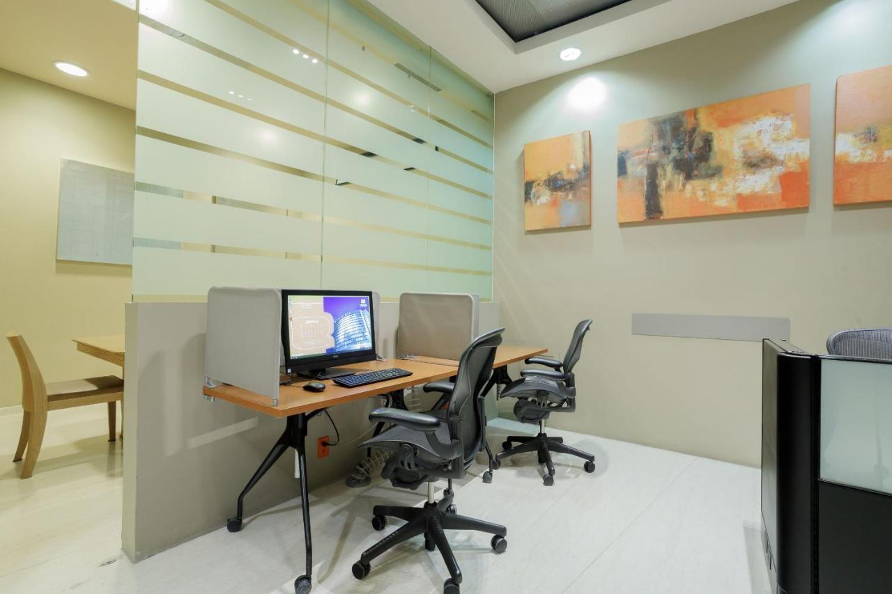 카미노 레알 산타페 호텔 멕시코 시 외부 사진 Computer Lab